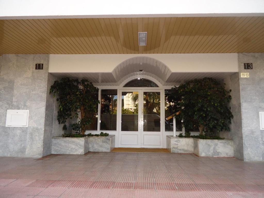 Alva Park Fenals - Familiy Appartement *